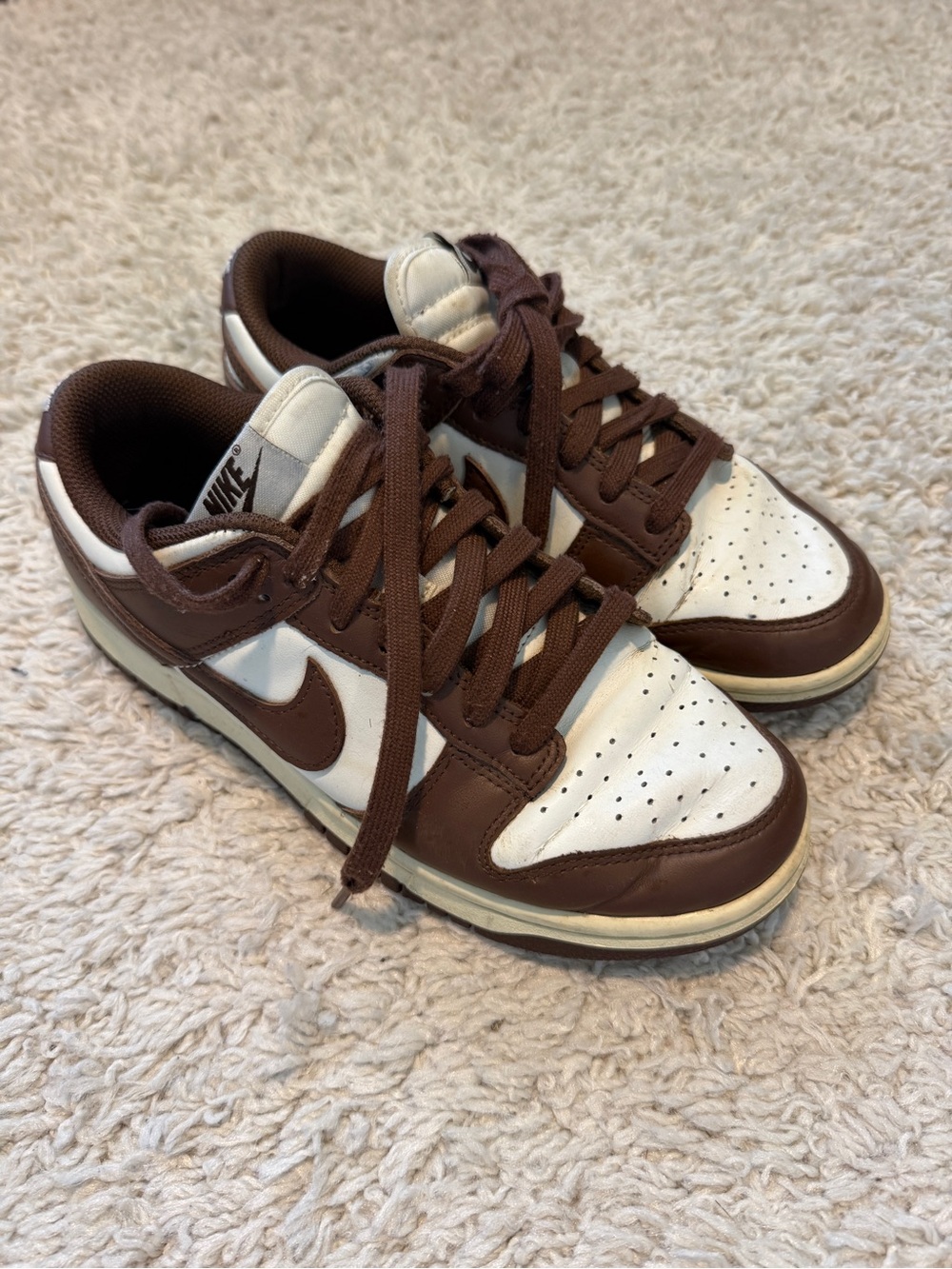 Nike Men’s Low-Top Sneakers - Brown & White